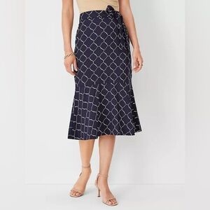 Ann Taylor Size 6 Geo Tie Waist Flounce Pencil Skirt